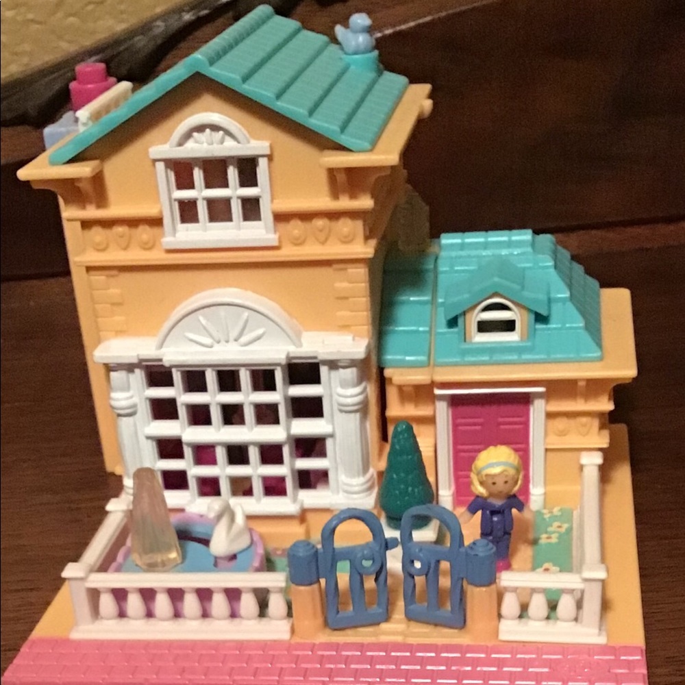 Vintage Polly’s (Pocket) Villa, Light-Up 1994